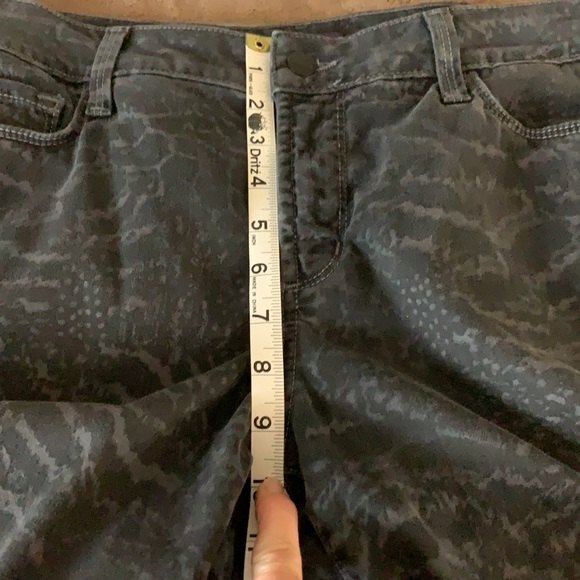 NYDJ Skinny Animal Print Lift Tuck Technology Charcoal Gray Black Size 10 - Picture 12 of 13
